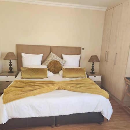 Jenvey House Selfcatering Apartments & Bnb Port Elizabeth Eksteriør billede