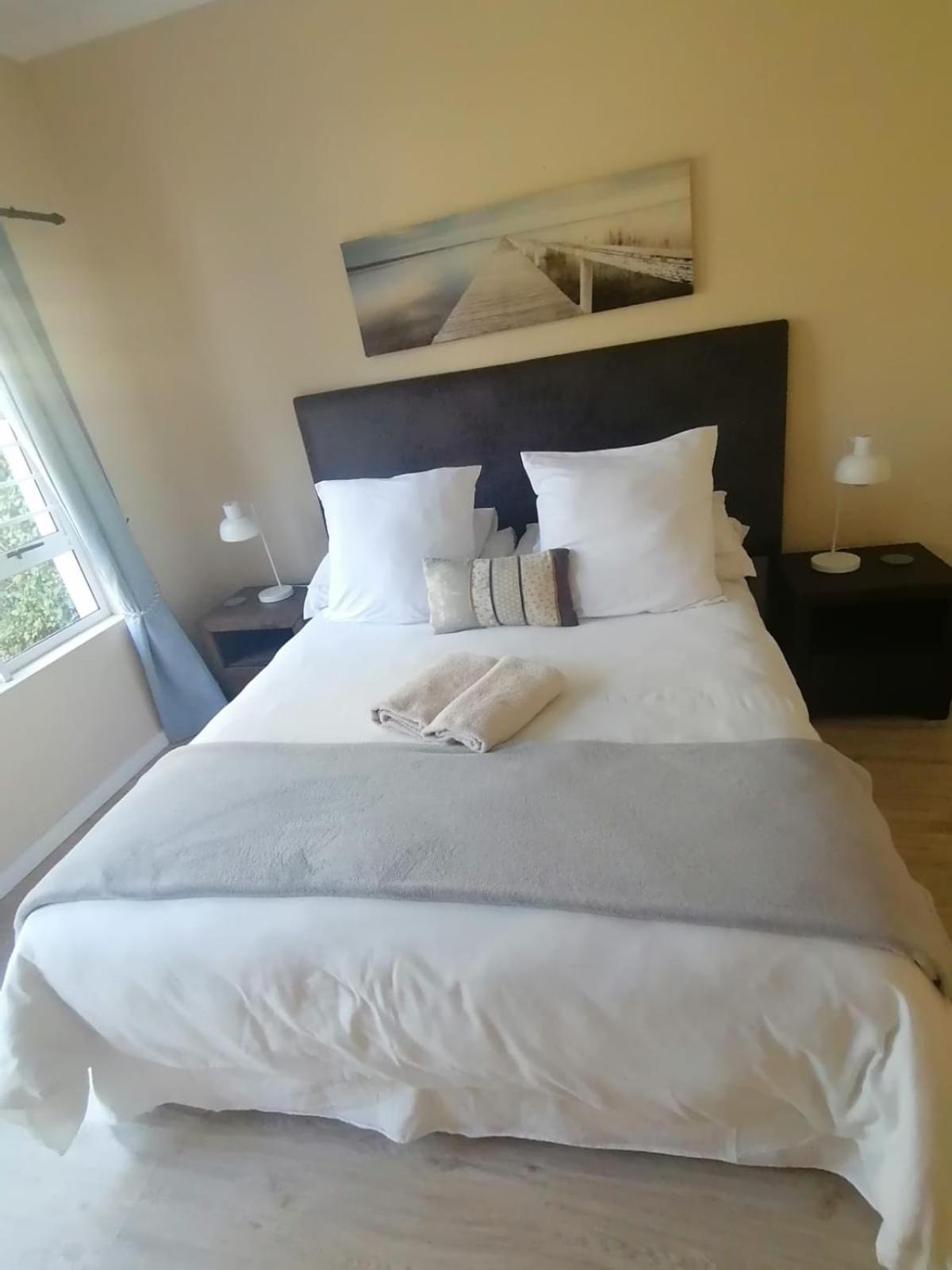 Jenvey House Selfcatering Apartments & Bnb Port Elizabeth Eksteriør billede