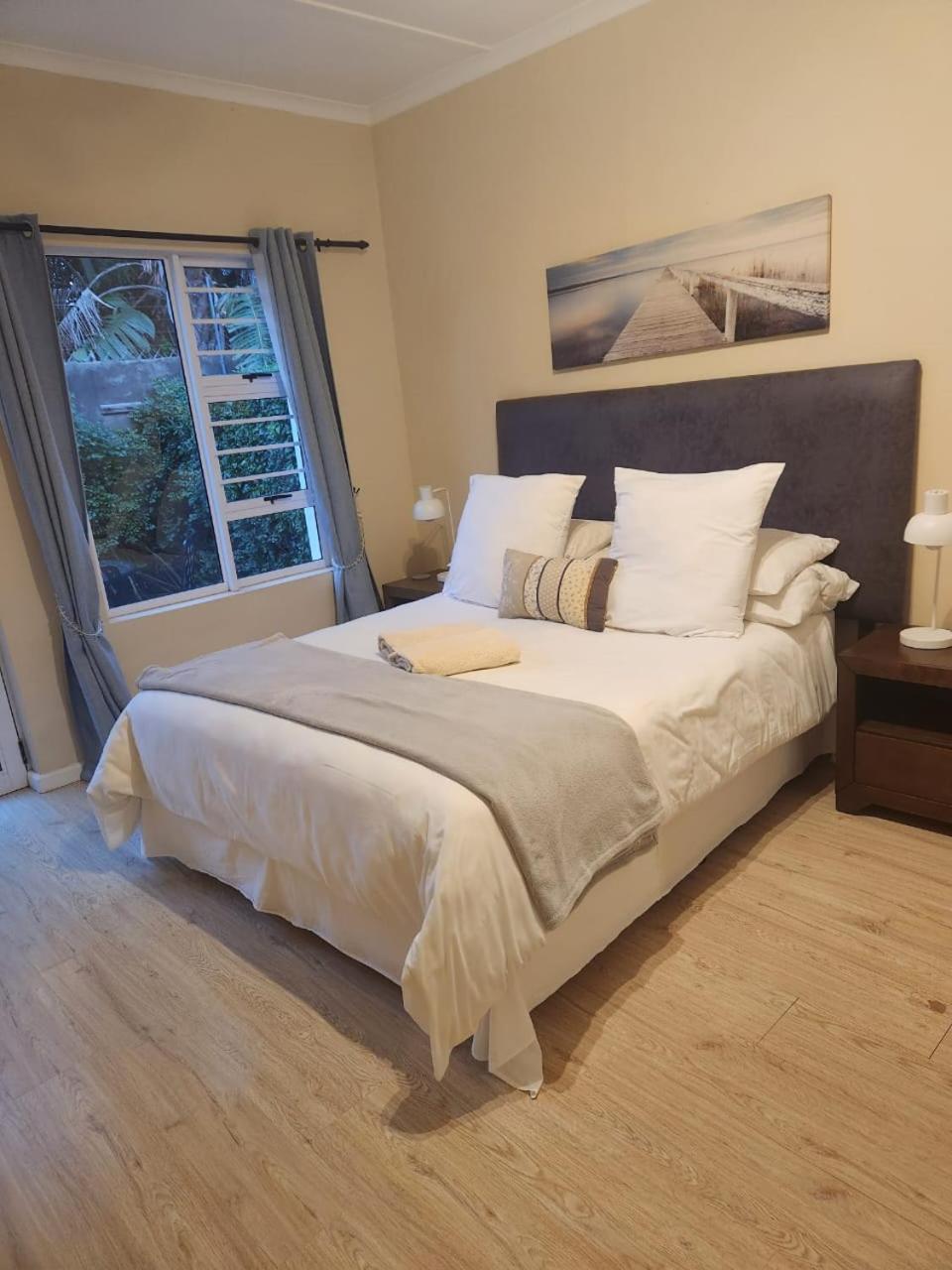 Jenvey House Selfcatering Apartments & Bnb Port Elizabeth Eksteriør billede